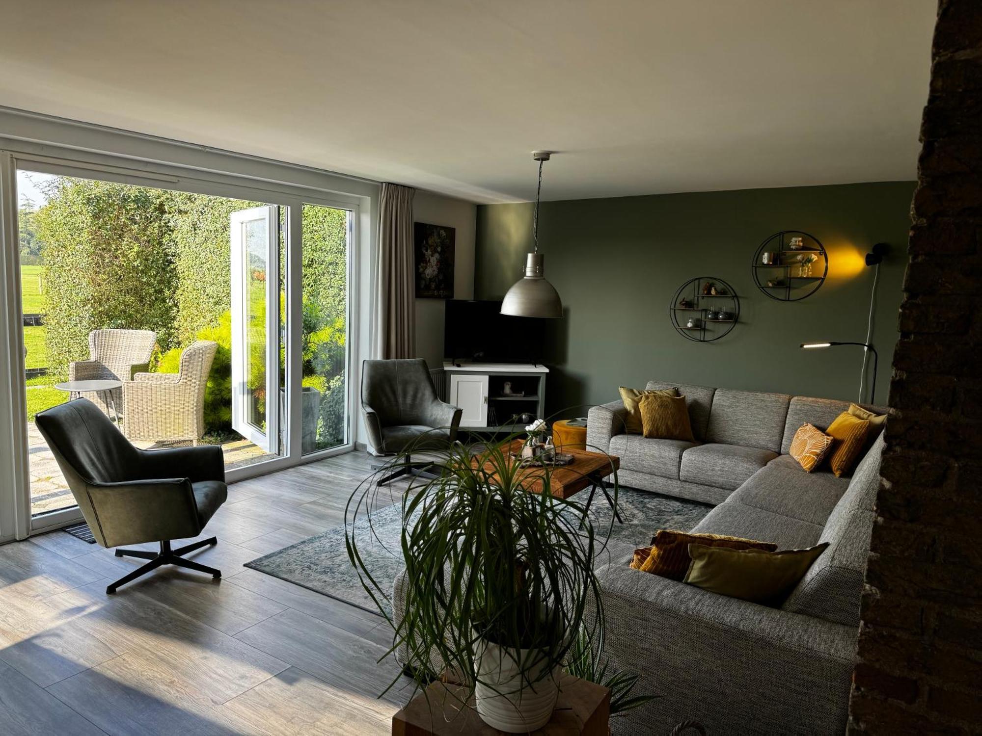 Vakantiewoning Le Garaazje 'S-Gravendeel Екстер'єр фото